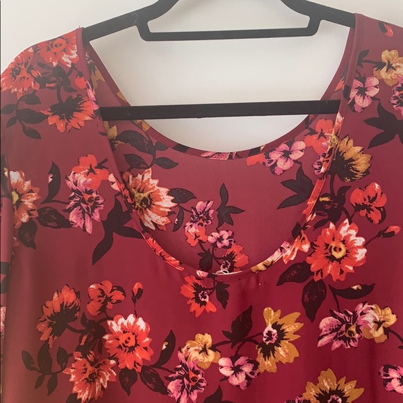 Top - Picture 3 of 5